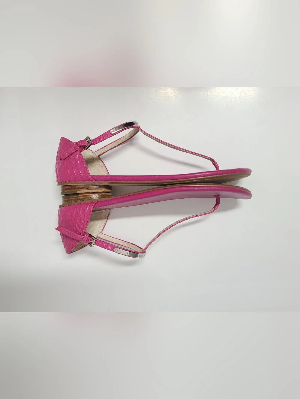 MICHAEL Michael Kors Kristen Flat Thong Sandals Fuchsia Pink Sz 8½